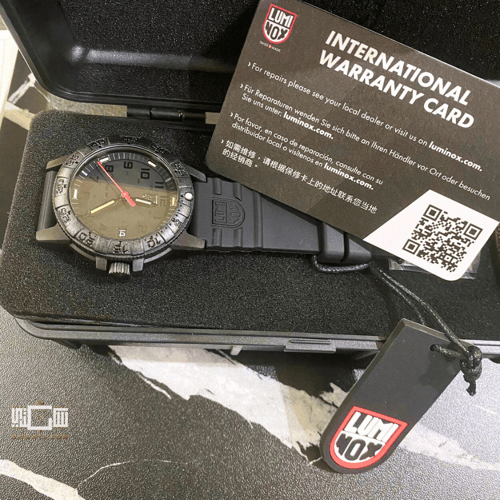 ساعة لوميناكس كوارتز الرجالية - XS.ZC01.BO