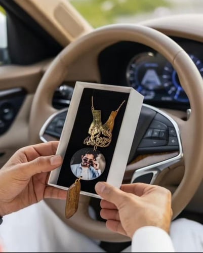 تعليقة مسكة يدين مع اضافة صورة