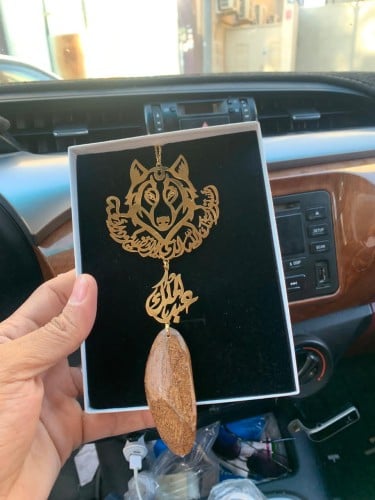 تعليقة الذئب مع الاستوداعيه