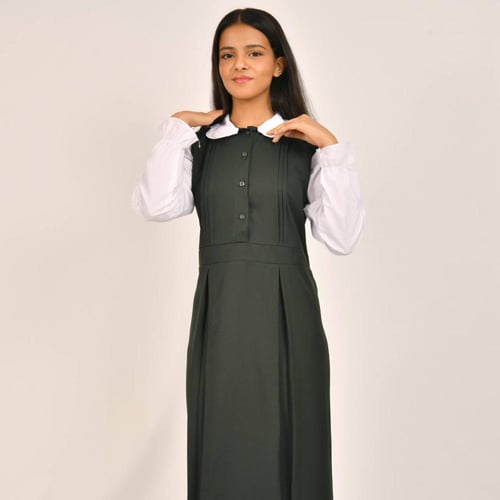 مريول مدرسي بتصميم انيق