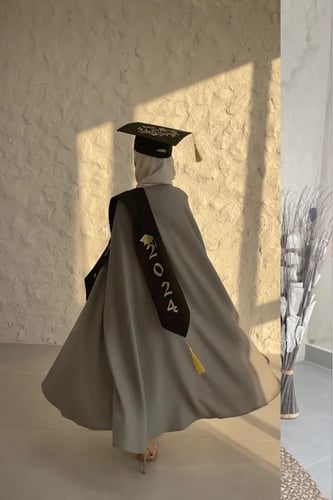 عبايات تخرج 1