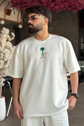 تيشيرت - اليوم الوطني السعودي 95 للشباب سيفين ونخل...
