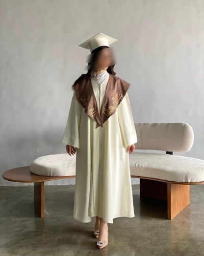 عبايات تخرج