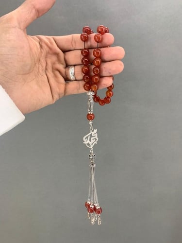 سبحه بالاسم بتصميم أنيق