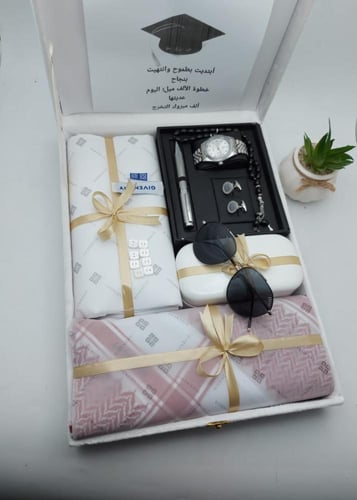 هدايا تخرج بوكس ملكي جيفنشي