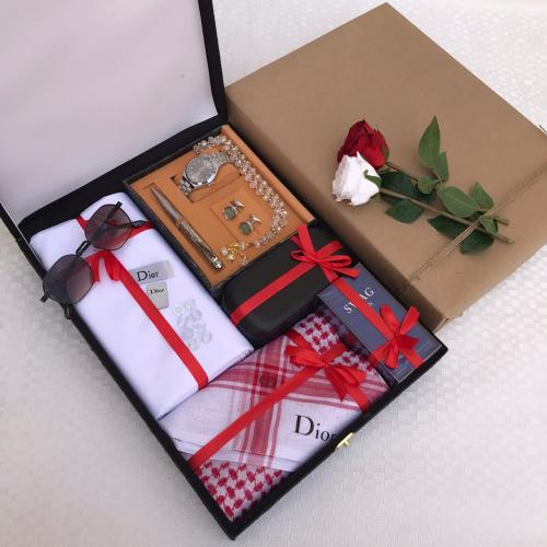 هدية رجالي بوكس ملكي 2025