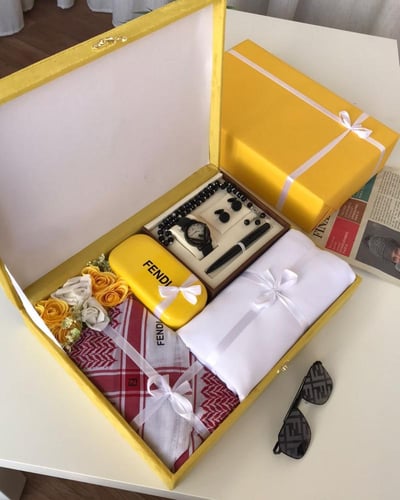 هدية رجاليه بوكس فندي