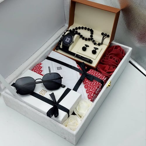 بوكس هدية رجالي من جيفنشي