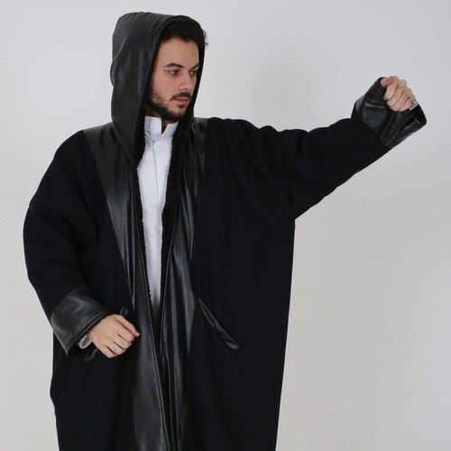 فروه جوخ شتوية رجالي مزين باطراف جلد