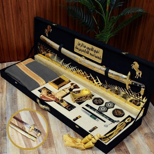 بوكس اهداء فاخر بسيف تذكاري فخم ومبخرة مكتبية من ا...