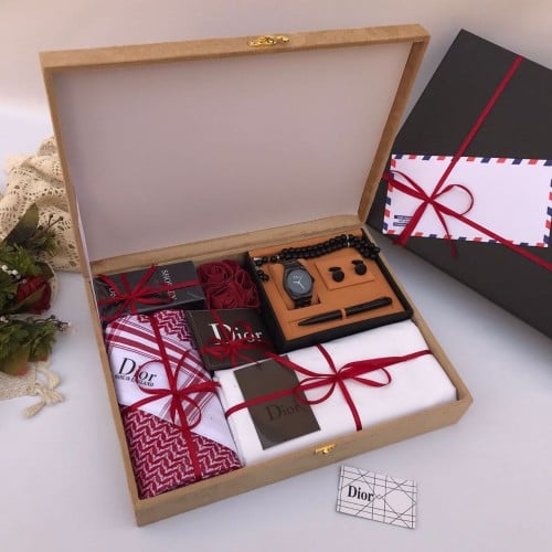 بوكس فخم للاهداء من ديور