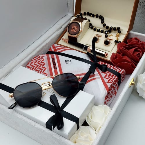 بوكس هدية رجالي من جيفنشي