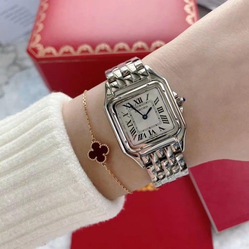 ساعة كارتير بانثر النسائية