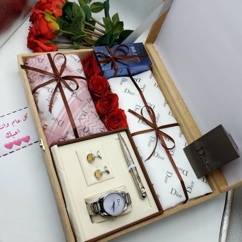 هدية فخمة ديور