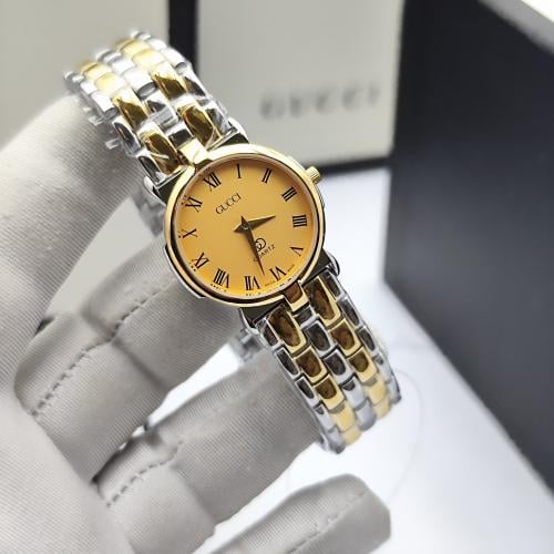 ساعة قوتشي نسائي