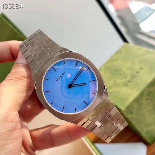 ساعة قوتشي الرجالية