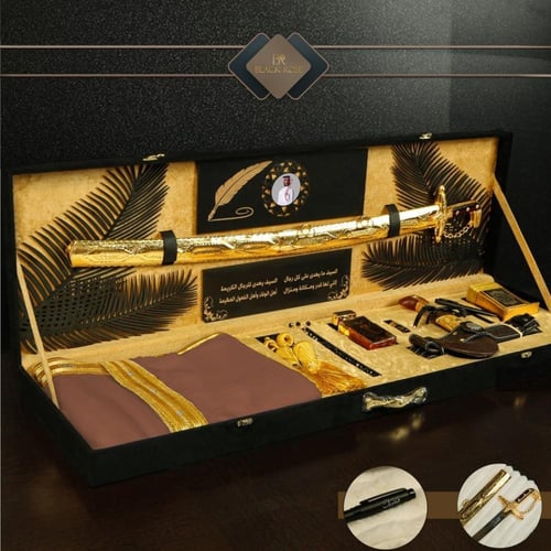 بوكس إهداء تذكاري رجالي فاخر بتصميم خاص حسب الطلب
