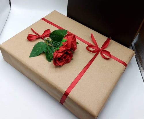 طقم هدية رجالية ماركه جفنشي