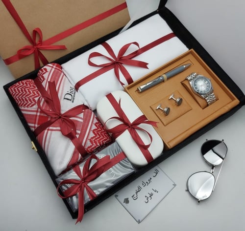 هدايا رجالية بوكس ملكي ماركة ديور