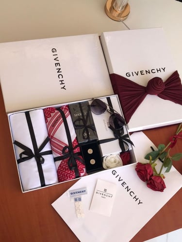 هدايا للزوج ماركة جفنشي