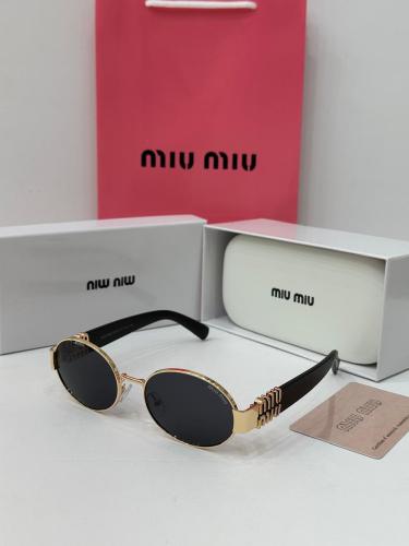 نظارة شمس ميو ميو – إطار أنيق وعدسات راقية