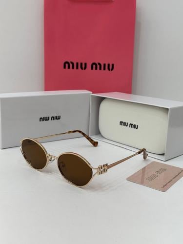 نظارة شمس ميو ميو – إطار أنيق وعدسات راقية