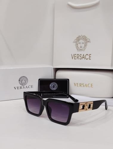 نظارة فرزاتشي فخامة كلاسيكية بإطار عريض ولمسة ذهبي...