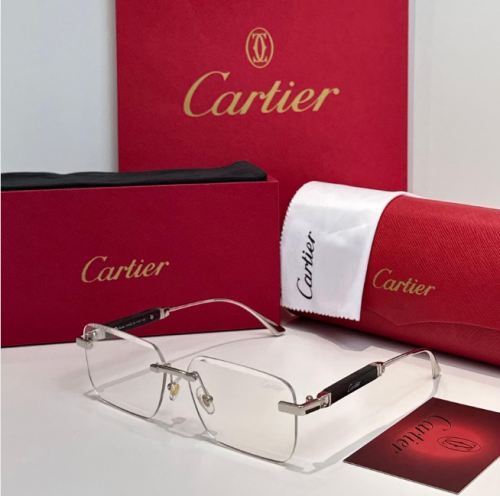 نظارة كارتييه شفافة بإطار ذهبي فاخر