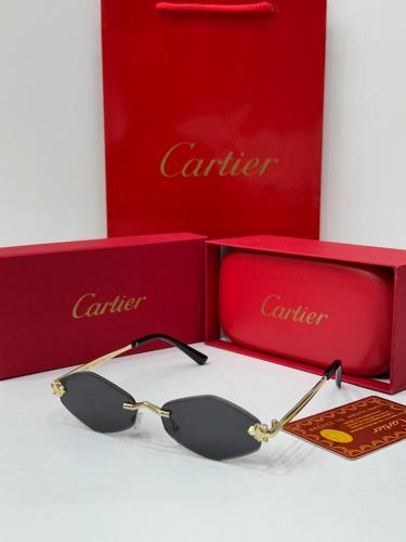 نظارة كارتييه رجالية بإطار اسود – تصميم كلاسيكي فا...