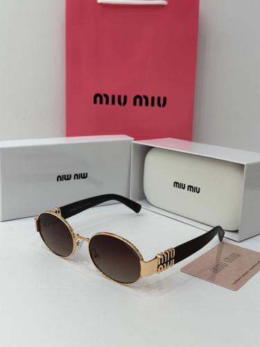 نظارة شمس ميو ميو – إطار أنيق وعدسات راقية