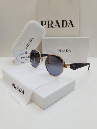 نظارات برادا الشمسية النسائية – إطار ذهبي أنيق بعد...