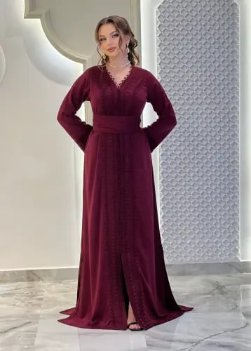 قفطان عزيزة الاصدار الأول مع حزام مقوى تطريز كامل