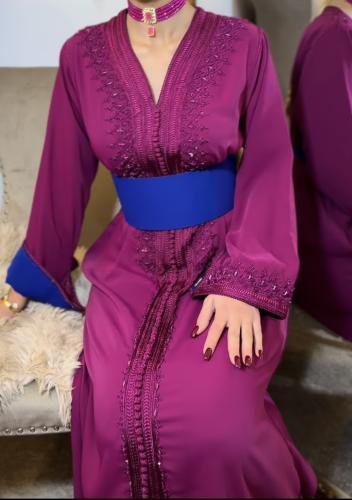 قفطان تالا فوشي شك مع تطريز مبطن باللون النيلي مع...