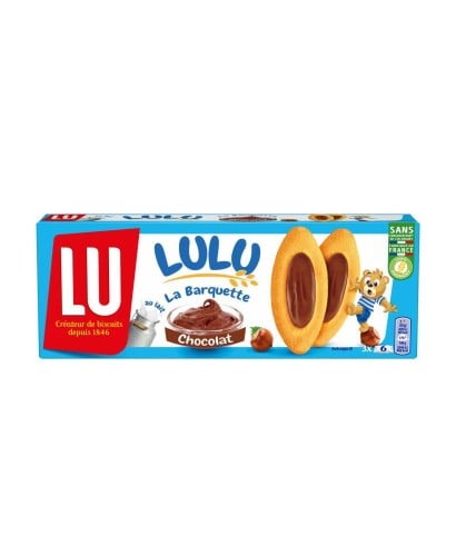 Biscuits filled with chocolate