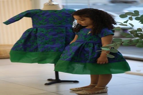 فستان الجوري الأخضر