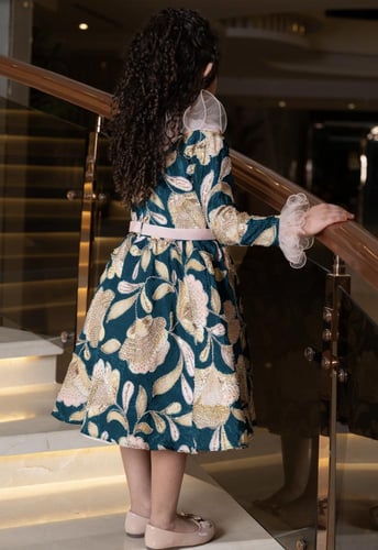 فستان الزيزفون