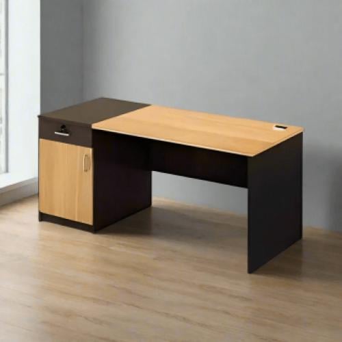 Office employee 120cm–wooden×black