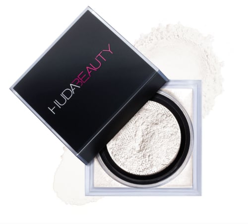 بودرة إيزي بيك السائبة لتثبيت المكياج من هدى بيوتي