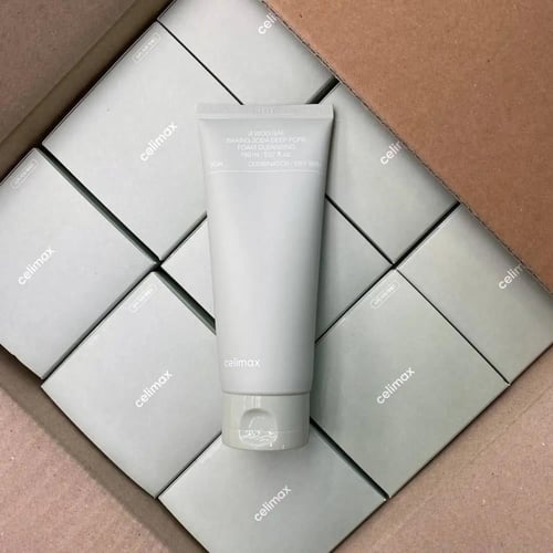 رغوة تنظيف المسام للبشرة الدهنية والمختلطة من سيلي...