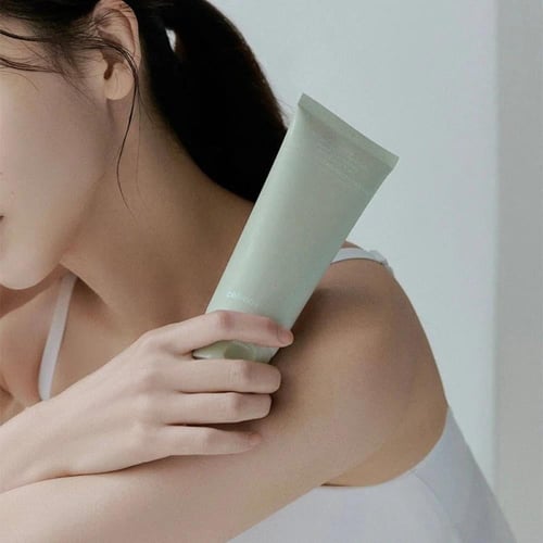 رغوة تنظيف المسام للبشرة الدهنية والمختلطة من سيلي...