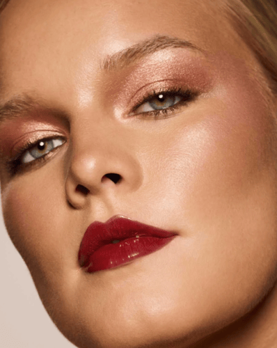 فنتي بيوتي - قلوس ملمع ومكبر شفاه بومب كريم - فروت...