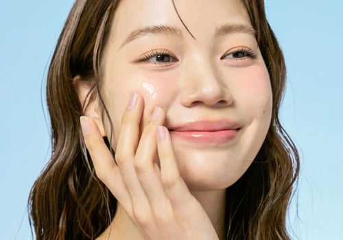 تونر مقشر لطيف ومنعش للبشرة الحساسة من ايكوال بيري...