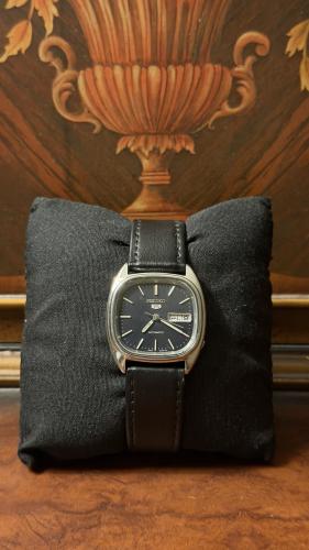 سيكو ٥ كلاسيك مربع | Seiko 5 Classic