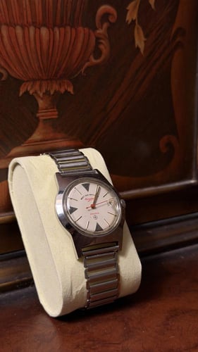 ويست اند واتش الباندا | West end watch cQ