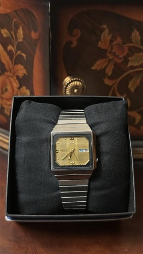 سيكو ٥ تلفاز ذهبي | Seiko 5 Tv