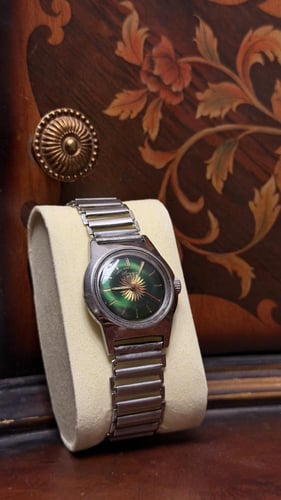 ويست اند واتش الشمس اخضر | West end watch cQ