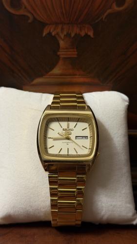 سيكو ٥ ذهبي قصة كلاسيكية | Seiko 5