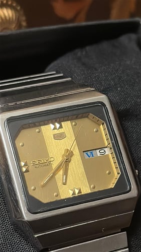 سيكو ٥ تلفاز ذهبي | Seiko 5 Tv