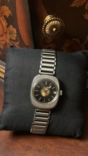 ويست اند واتش الشمس اصدار خاص | West end watch cQ