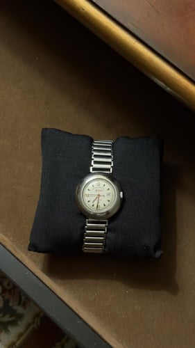 West End Sowar “Prima” – Bubble Case Classic